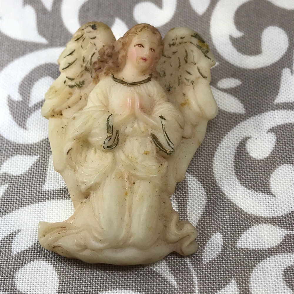 Angel Pin